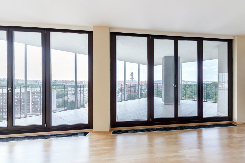 Aluminium door